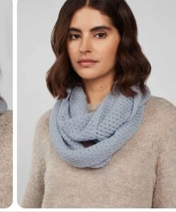 NWT Patapampa Blue Honey Comb Snood